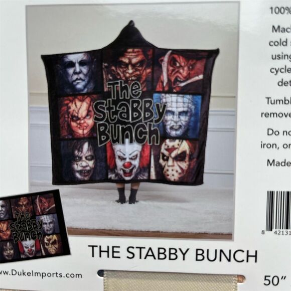 🆕 Regal Comfort Wearable Throw Blanket The Stabby Bunch Horror Theme 50” x 60” - Picture 3 of 3